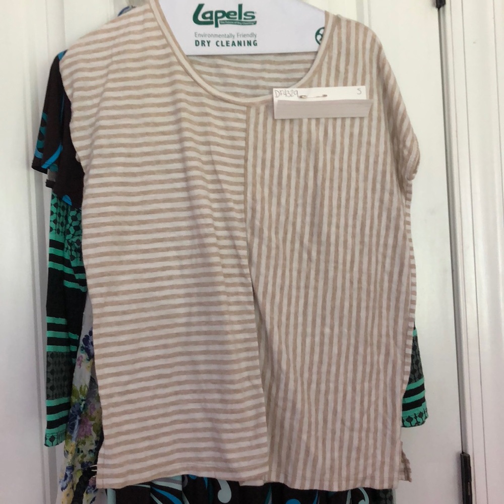 Cream stripped top